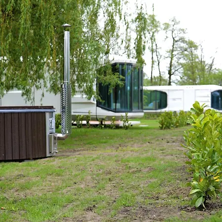 Palac Wieniawskich - Luksusowe, Caloroczne Glampingowe, Prywatna Balia, Park 10ha *