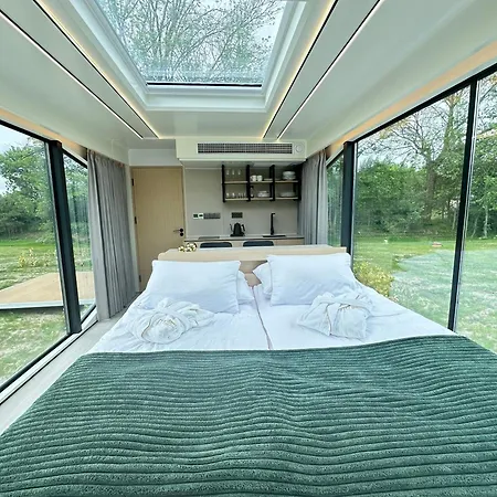 Lodge Palac Wieniawskich - Luksusowe, Caloroczne Glampingowe, Prywatna Balia, Park 10ha *