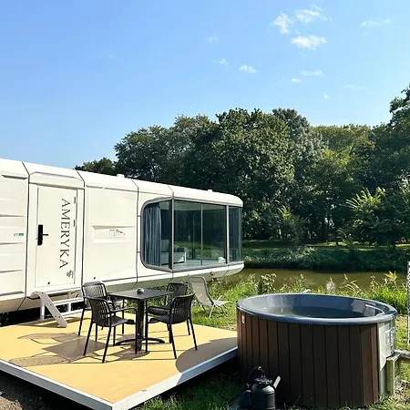 Palac Wieniawskich - Luksusowe, Caloroczne Glampingowe, Prywatna Balia, Park 10ha