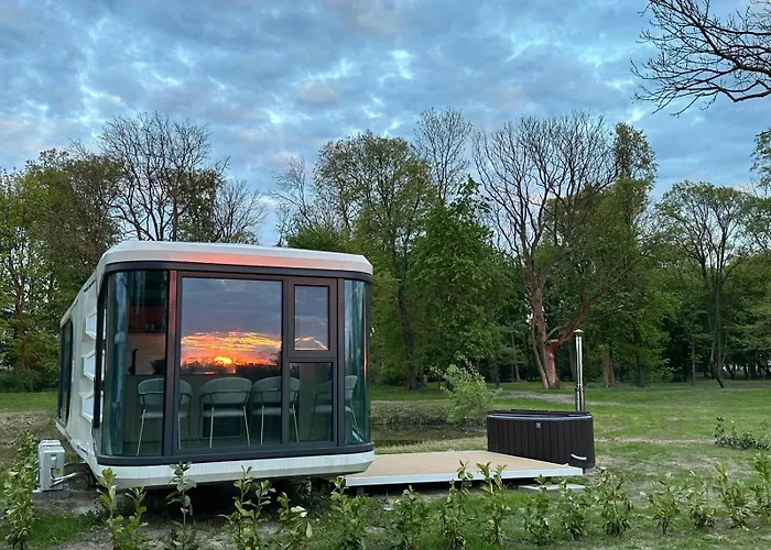 Lodge Palac Wieniawskich - Luksusowe, Caloroczne Glampingowe Nad Jeziorem, Prywatna Balia, Park 10ha *