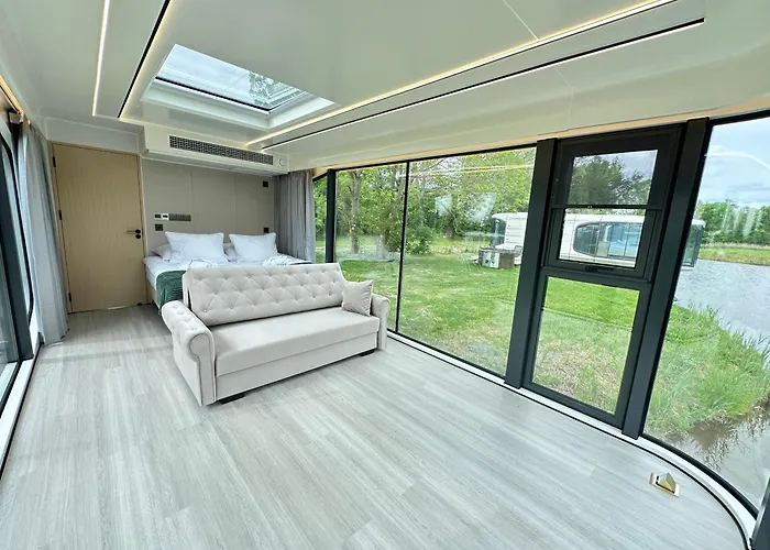 Palac Wieniawskich - Luksusowe, Caloroczne Glampingowe Nad Jeziorem, Prywatna Balia, Park 10ha * Grodzisk Mazowiecki