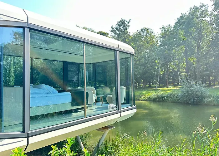 Palac Wieniawskich - Luksusowe, Caloroczne Glampingowe Nad Jeziorem, Prywatna Balia, Park 10ha Lodge *