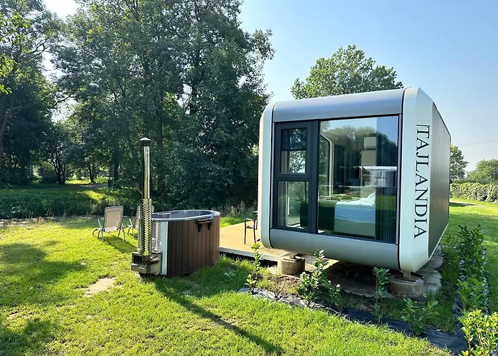 Lodge Palac Wieniawskich - Luksusowe, Caloroczne Glampingowe Nad Jeziorem, Prywatna Balia, Park 10ha Grodzisk Mazowiecki