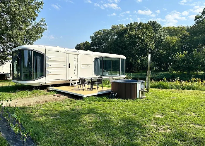 Palac Wieniawskich - Luksusowe, Caloroczne Glampingowe Nad Jeziorem, Prywatna Balia, Park 10ha Lodge Grodzisk Mazowiecki