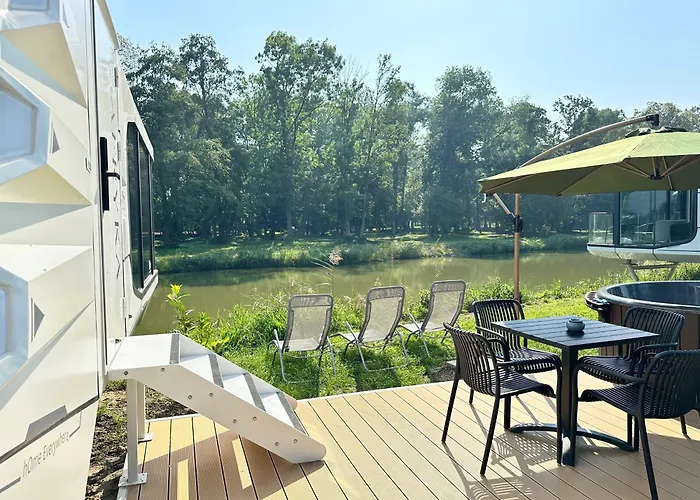 Palac Wieniawskich - Luksusowe, Caloroczne Glampingowe Nad Jeziorem, Prywatna Balia, Park 10ha *