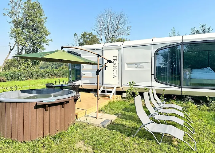 Lodge Palac Wieniawskich - Luksusowe, Caloroczne Glampingowe Nad Jeziorem, Prywatna Balia, Park 10ha