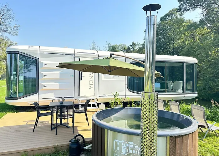 Palac Wieniawskich - Luksusowe, Caloroczne Glampingowe Nad Jeziorem, Prywatna Balia, Park 10ha *