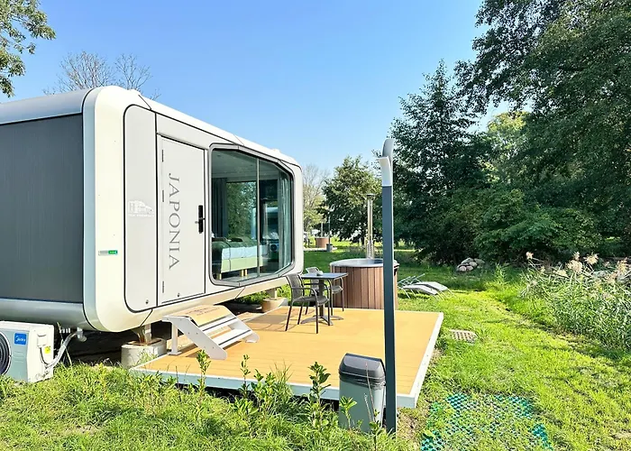 Lodge Palac Wieniawskich - Luksusowe, Caloroczne Glampingowe Nad Jeziorem, Prywatna Balia, Park 10ha